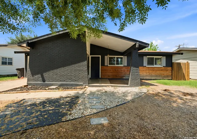 Photo 1 of Single family home for sale at 7115 Cypress Grove Dr, San Antonio, TX 78227 | MLS# 2005909 | Listing updated on 2026-09-06