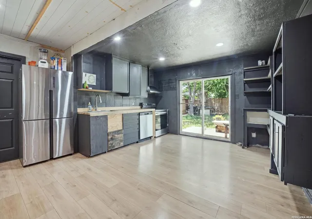Photo 4 of Single family home for sale at 7115 Cypress Grove Dr, San Antonio, TX 78227 | MLS# 2005909 | Listing updated on 2026-09-06