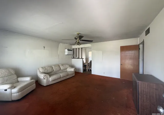 Photo 4 of Single family home for sale at 611 Koehler Ct, San Antonio, TX 78223 | MLS# 2005925 | Listing updated on 2026-09-11