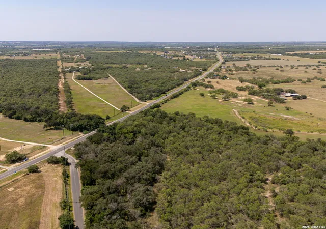 10th image of 16819 S Evans North, Von Ormy, TX 78073 | MLS# 2006002