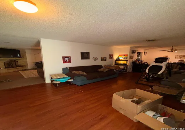 Photo 3 of Single family home for sale at 6822 Laguna Verde, San Antonio, TX 78239 | MLS# 2006056 | Listing updated on 2026-08-16