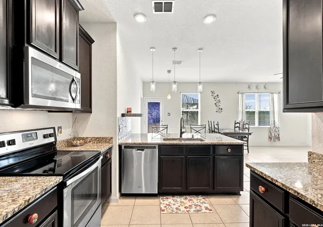 Photo 3 of Single family home for sale at 6187 Poinsettia, New Braunfels, TX 78132 | MLS# 2006075 | Listing updated on 2026-09-10