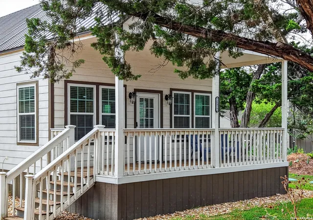 3rd image of 26822 Blue Cove Rd, Marble Falls, TX 78654 | MLS# 2006077