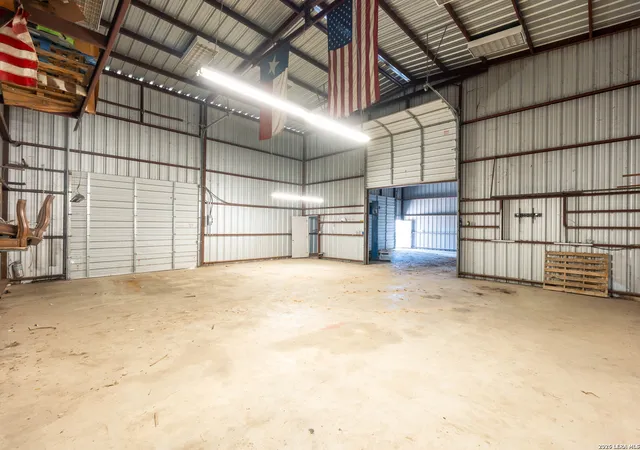 18th image of 620 Viewpoint Dr, Poteet, TX 78065 | MLS# 2006100