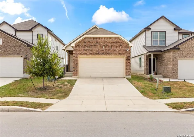 Photo 2 of Single family home for sale at 10418 Green Lake Dr, San Antonio, TX 78223 | MLS# 2006117 | Listing updated on 2026-09-15