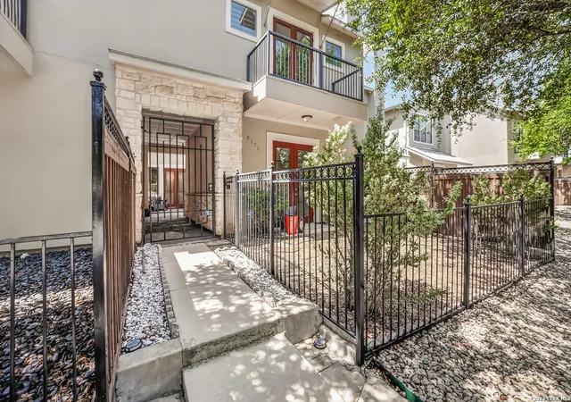 Photo 3 of Single family home for sale at 4171 Texas Elm, San Antonio, TX 78230 | MLS# 2006126 | Listing updated on 2026-09-15