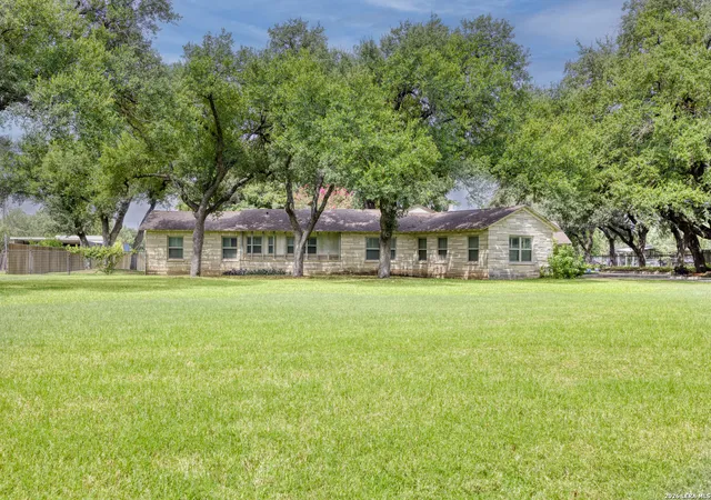1st image of 929 Black St, Uvalde, TX 78801 | MLS# 2006130