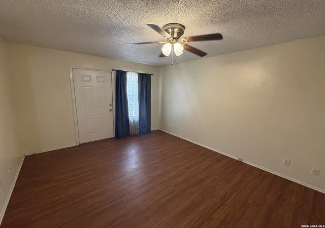 Photo 3 of Sale Pending at 2110 21st, Hondo, TX 78861 | MLS# 2006145 | Listing updated on 2026-09-21