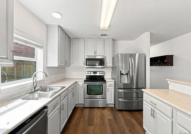 Photo 3 of Single family home for sale at 15838 Cotton Tail Ln, San Antonio, TX 78255 | MLS# 2006146 | Listing updated on 2026-08-28