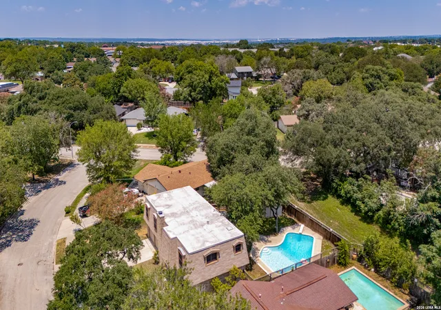 Single family home for sale at 606 Cordoba Dr, Universal City, TX 78148 | MLS# 2006154 | Listing updated on 2026-10-06