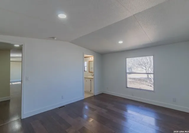 Photo 4 of Single family home for sale at 607 Jackson St, Pleasanton, TX 78064 | MLS# 2006159 | Listing updated on 2026-08-16