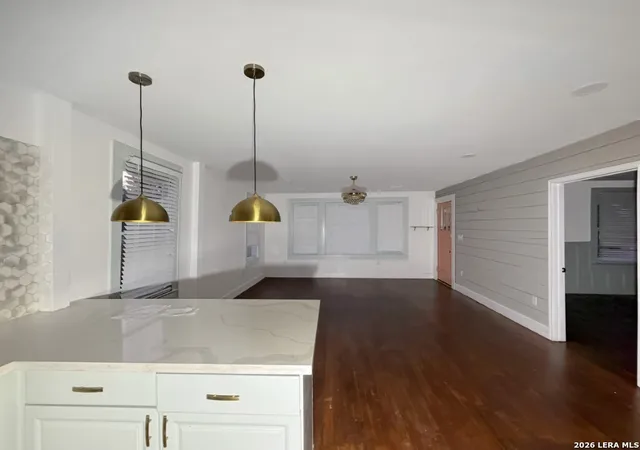 2nd image of 510 E Locust St, San Antonio, TX 78212 | MLS# 2006160