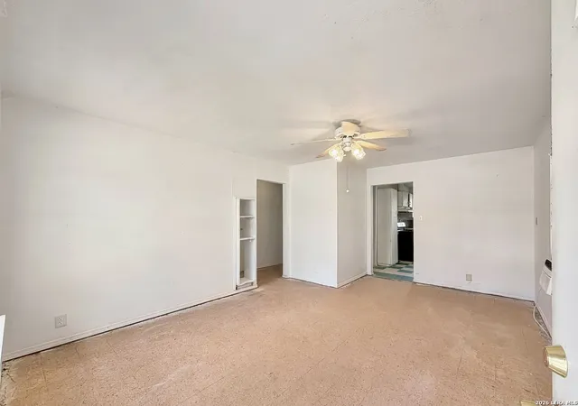 Photo 3 of Sale Pending at 150 Ferncroft Dr, San Antonio, TX 78227 | MLS# 2006166 | Listing updated on 2026-08-13