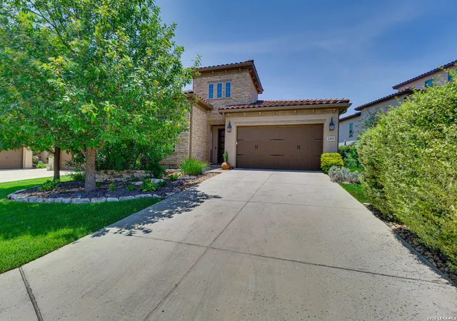 Photo 4 of Sale Pending at 22835 Estacado, San Antonio, TX 78261 | MLS# 2006167 | Listing updated on 2026-08-17