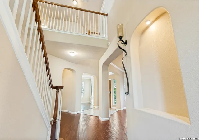 Photo 4 of Sale Pending at 108 Montesa Ct, Cibolo, TX 78108 | MLS# 2006175 | Listing updated on 2026-08-21