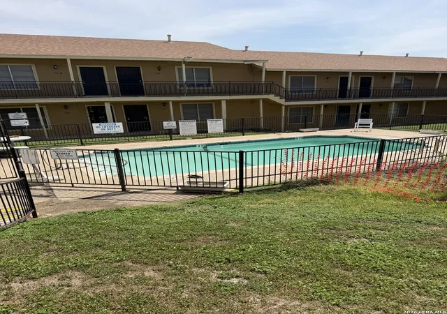 1st image of 911 Vance Jackson Rd #101, San Antonio, TX 78201 | MLS# 2006185
