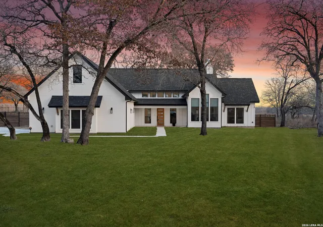 3rd image of 200 Oak Fields Dr, Floresville, TX 78114 | MLS# 2006218