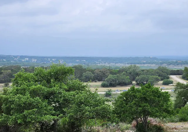 Photo 1 of Land for sale at 1279 Kings Cove Dr, Canyon Lake, TX 78133 | MLS# 2006220 | Listing updated on 2026-08-17