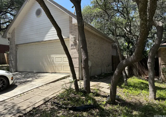 Photo 2 of Single family home for sale at 7815 Braun Circle, San Antonio, TX 78250 | MLS# 2006242 | Listing updated on 2026-09-16