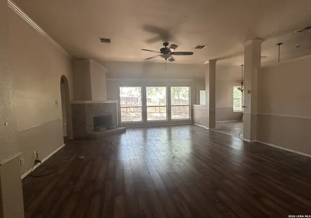 Photo 3 of Single family home for sale at 7815 Braun Circle, San Antonio, TX 78250 | MLS# 2006242 | Listing updated on 2026-09-16