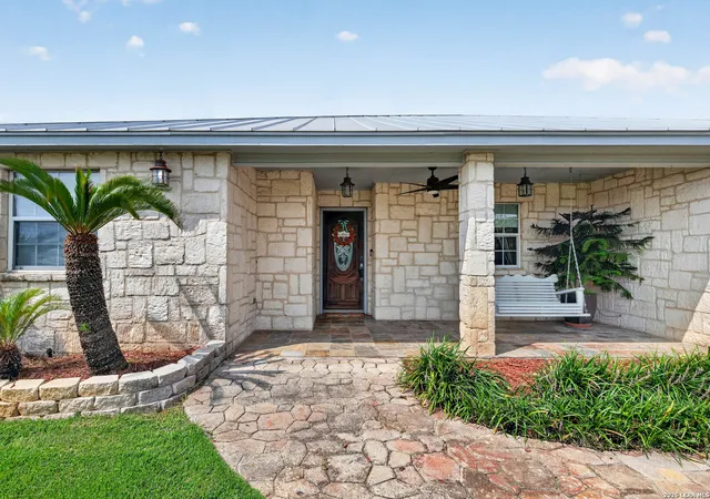 4th image of 395 Mccaughan Rd, Poteet, TX 78065 | MLS# 2006254