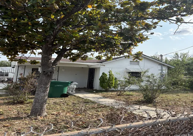 Photo 1 of Single family home for sale at 206 Ike St, San Antonio, TX 78211 | MLS# 2006270 | Listing updated on 2026-08-31
