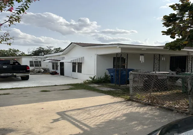 Photo 3 of Single family home for sale at 206 Ike St, San Antonio, TX 78211 | MLS# 2006270 | Listing updated on 2026-08-31