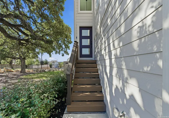 Photo 3 of Sale Pending at 6464 Babcock Rd, San Antonio, TX 78249 | MLS# 2006290 | Listing updated on 2026-09-15