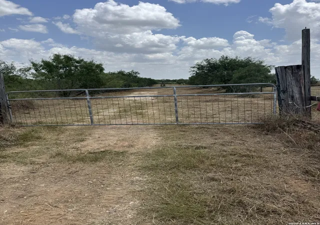 Photo 2 of Sale Pending at 6193 County Rd 117, Floresville, TX 78114 | MLS# 2006309 | Listing updated on 2026-08-29