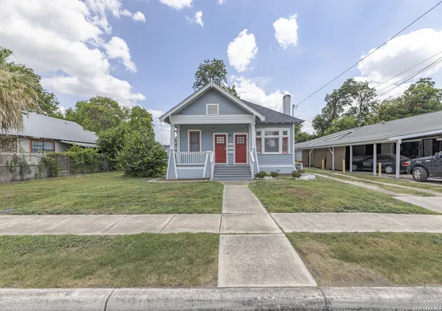 3rd image of 112 Taft Blvd, San Antonio, TX 78225 | MLS# 2006313