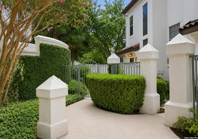 1st image of 208 Grandview #UNIT 5, Alamo Heights, TX 78209 | MLS# 2006316