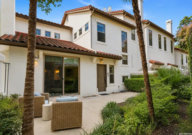 3rd image of 208 Grandview #UNIT 5, Alamo Heights, TX 78209 | MLS# 2006316