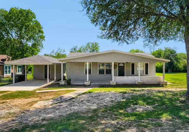 1st image of 1211 N Bishop St, San Marcos, TX 78666 | MLS# 2006328