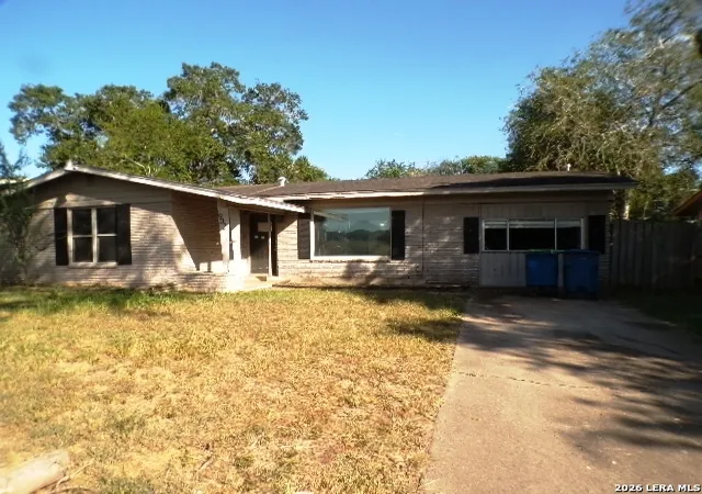 1st image of 902 E Crockett St, Beeville, TX 78102 | MLS# 2006329