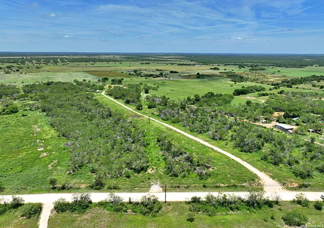 Photo 2 of Sale Pending at 501 County Road 477, Stockdale, TX 78160 | MLS# 2006357 | Listing updated on 2026-09-10