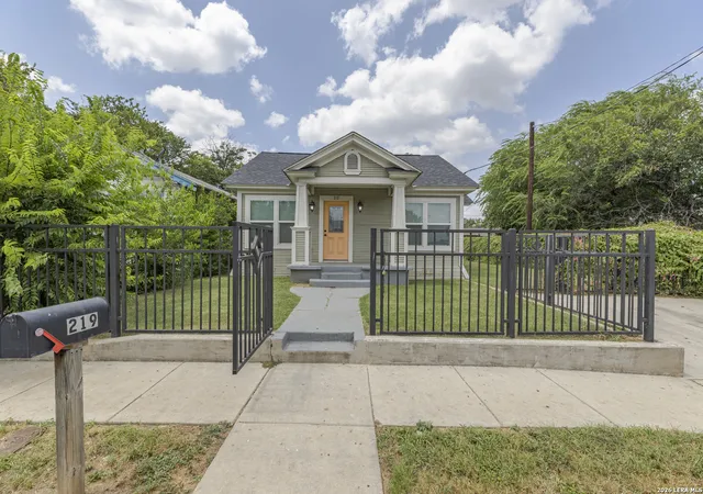 Photo 2 of Multi family home for sale at 219 Finton, San Antonio, TX 78204 | MLS# 2006359 | Listing updated on 2026-08-17