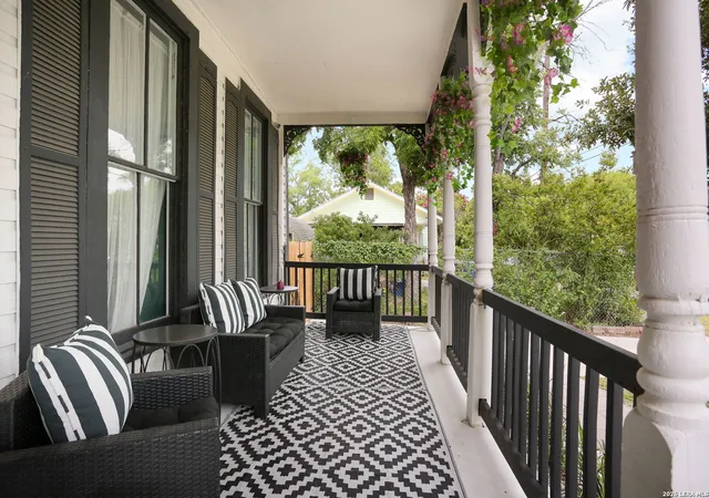 Photo 3 of Single family home for sale at 1712 N Pine St, San Antonio, TX 78208 | MLS# 2006366 | Listing updated on 2026-08-19