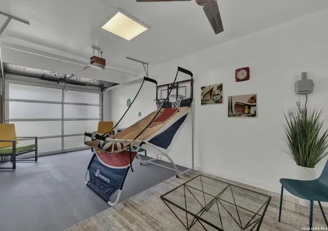5th image of 112 W Mulberry St, Fredericksburg, TX 78624 | MLS# 2006409