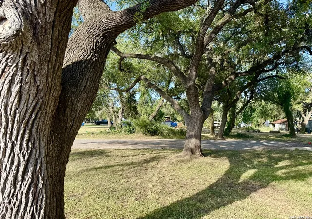3rd image of 170 White, Beeville, TX 78102 | MLS# 2006441