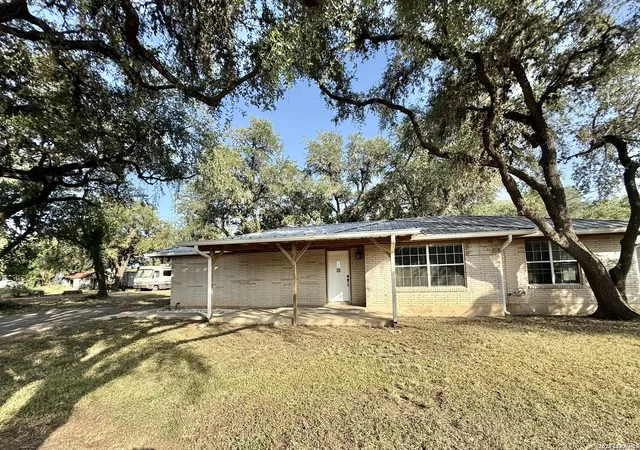 4th image of 170 White, Beeville, TX 78102 | MLS# 2006441