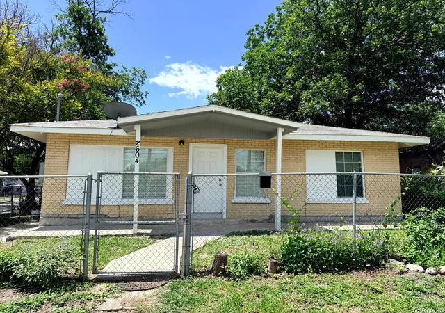 Photo 1 of Sale Pending at 2604 Chihuahua St, San Antonio, TX 78207 | MLS# 2006477 | Listing updated on 2026-08-27