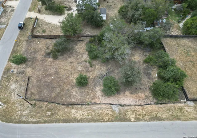 2nd image of 100 Villa Ridge, Poteet, TX 78065 | MLS# 2006496