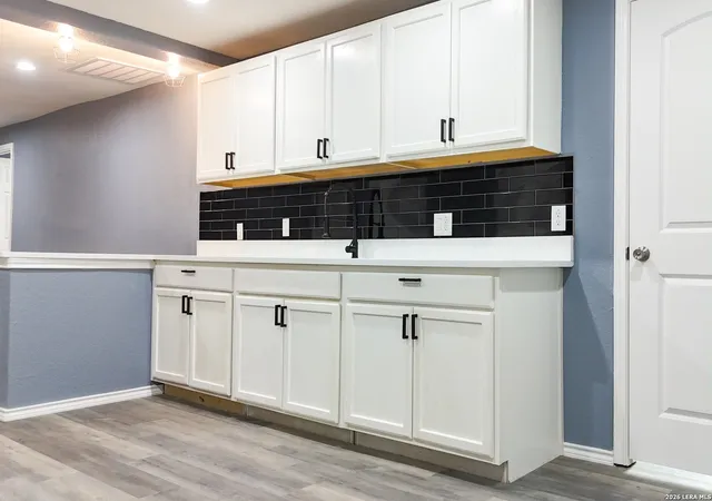 Photo 4 of Single family home for sale at 110 Whitman, San Antonio, TX 78211 | MLS# 2006506 | Listing updated on 2026-09-09