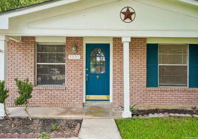 4th image of 5131 Redding Ln, Kirby, TX 78219 | MLS# 2006516