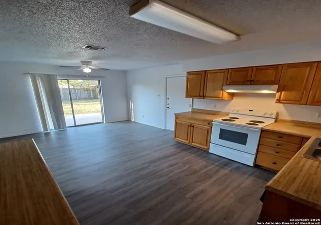 Photo 3 of Single family home for sale at 1549 Lorelei Ln, New Braunfels, TX 78130 | MLS# 2006520 | Listing updated on 2026-08-17