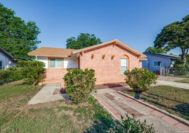 Photo 1 of Single family home for sale at 9127 Ozalid St, San Antonio, TX 78224 | MLS# 2006523 | Listing updated on 2026-09-05