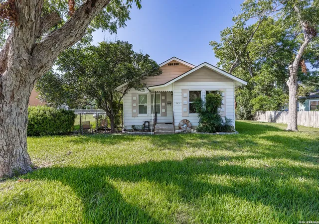 1st image of 963 Bismark, Seguin, TX 78155 | MLS# 2006528