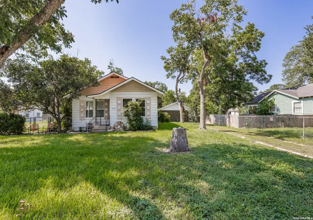 27th image of 963 Bismark, Seguin, TX 78155 | MLS# 2006528