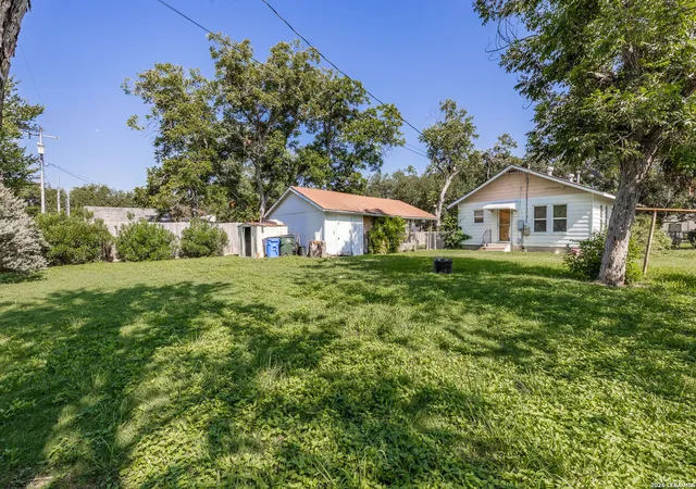 5th image of 963 Bismark, Seguin, TX 78155 | MLS# 2006528