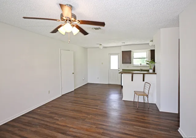 Photo 3 of Single family home for sale at 830 Mcgar St, New Braunfels, TX 78130 | MLS# 2006531 | Listing updated on 2026-09-09